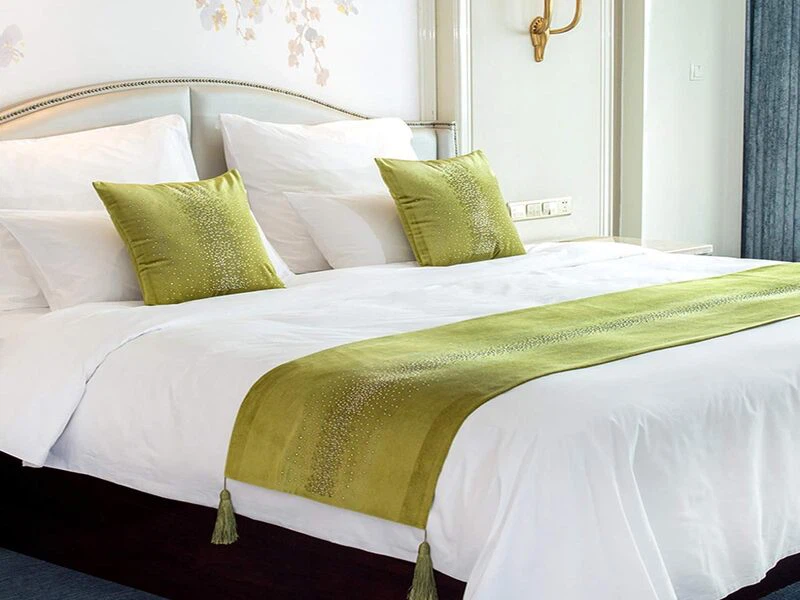 Chemical Fiber Embossed Bed Runner Chemical Fiber Embossed Bed Runner
